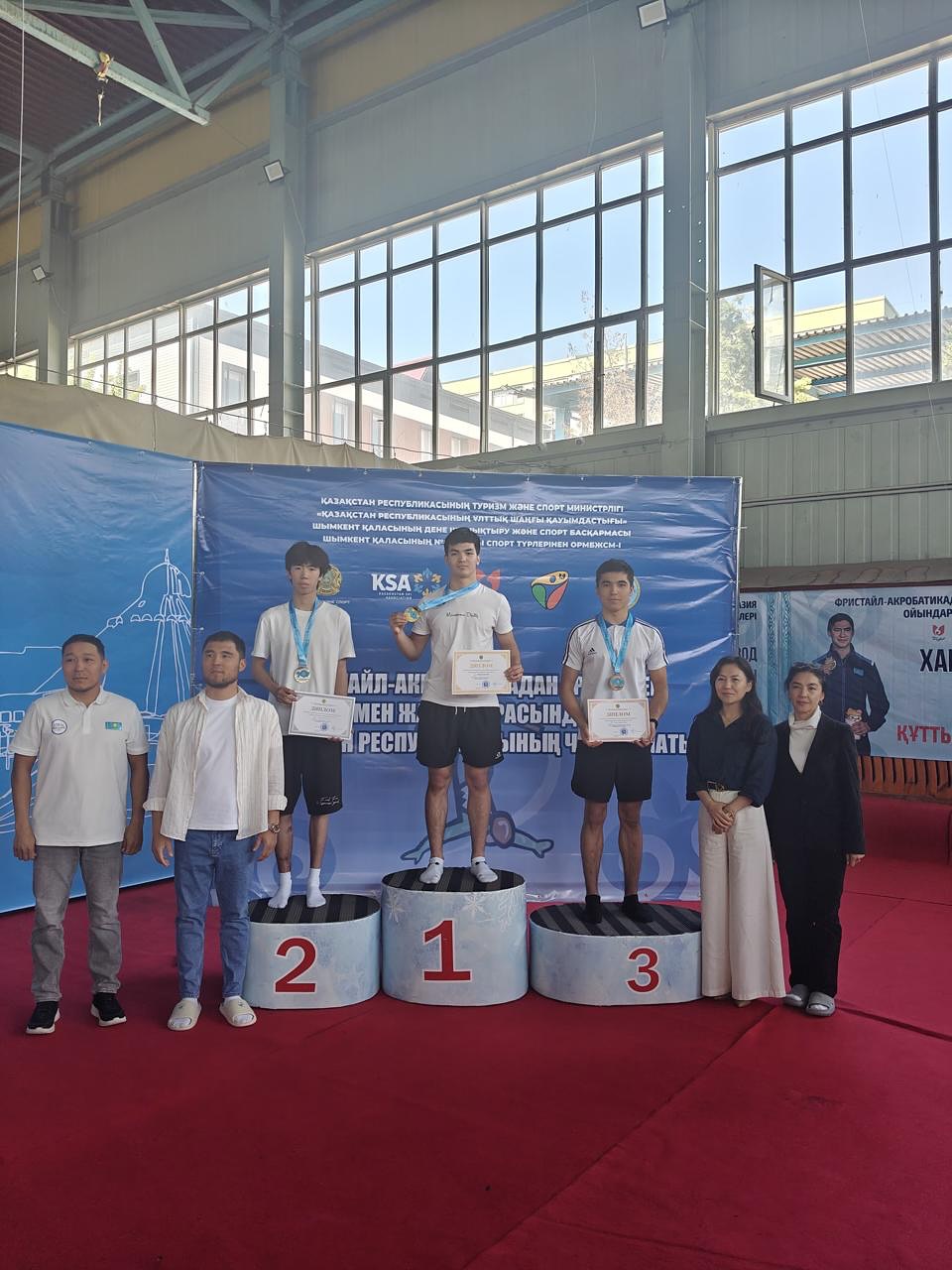 Ким Владимир — серебряный призёр Чемпионата Республики Казахстан по фристайл-акробатике среди молодежи